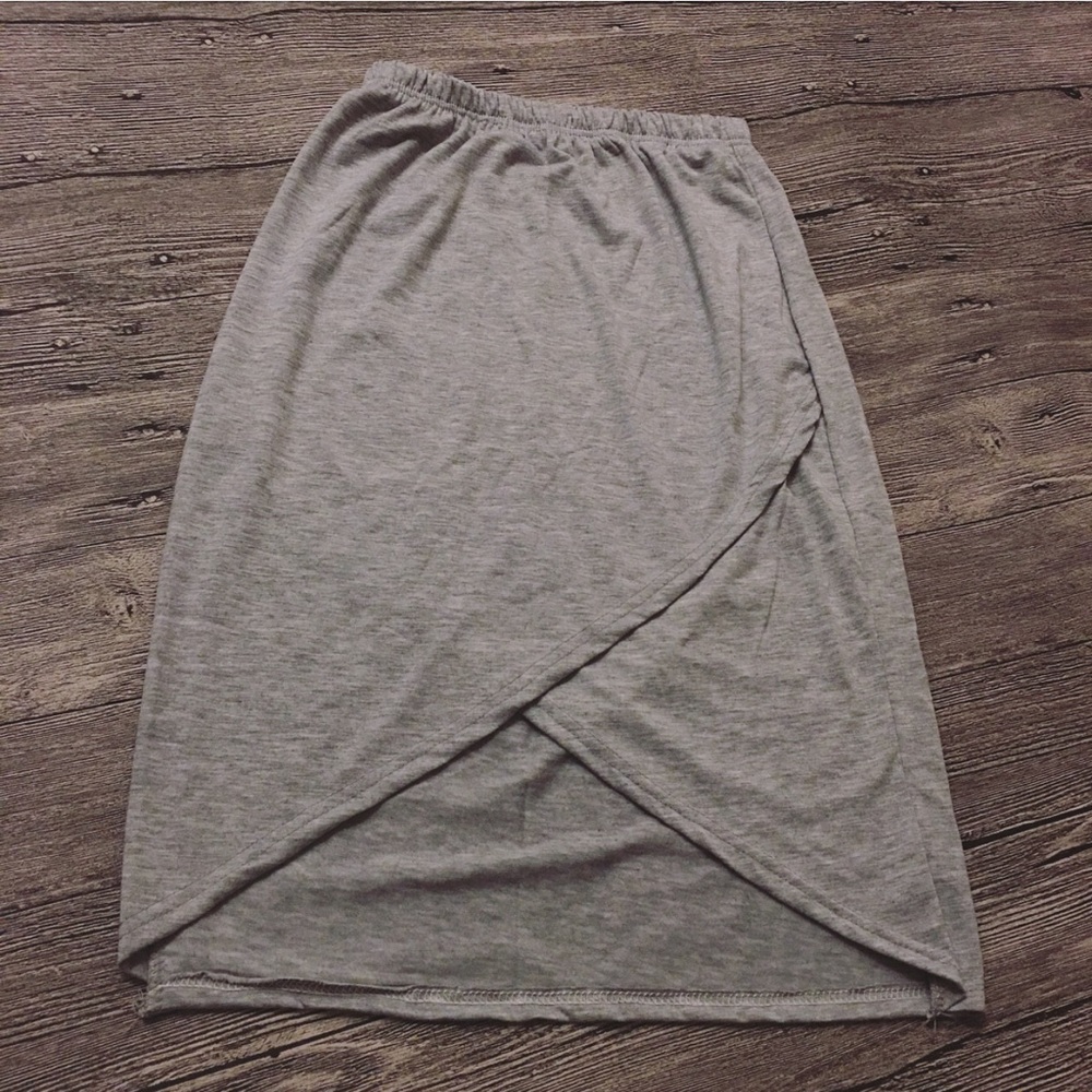 Cute Grey Two Pieces Casual Outfit - Picture 4 of 4